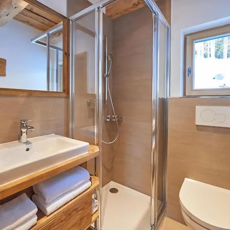 Haus Ostermoasspitz In St Martin Am Tennengebirge *