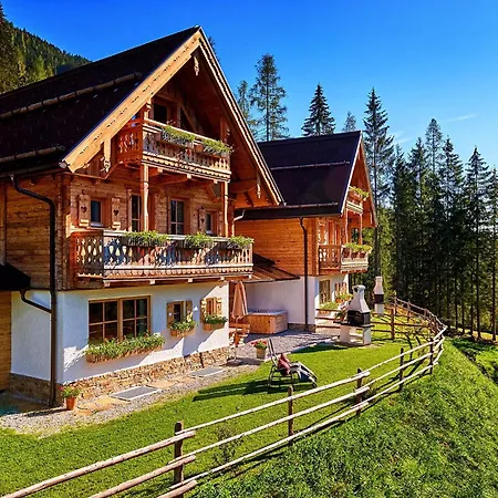 Haus Ostermoasspitz In St, Martin Am Tennengebirge Holiday home
